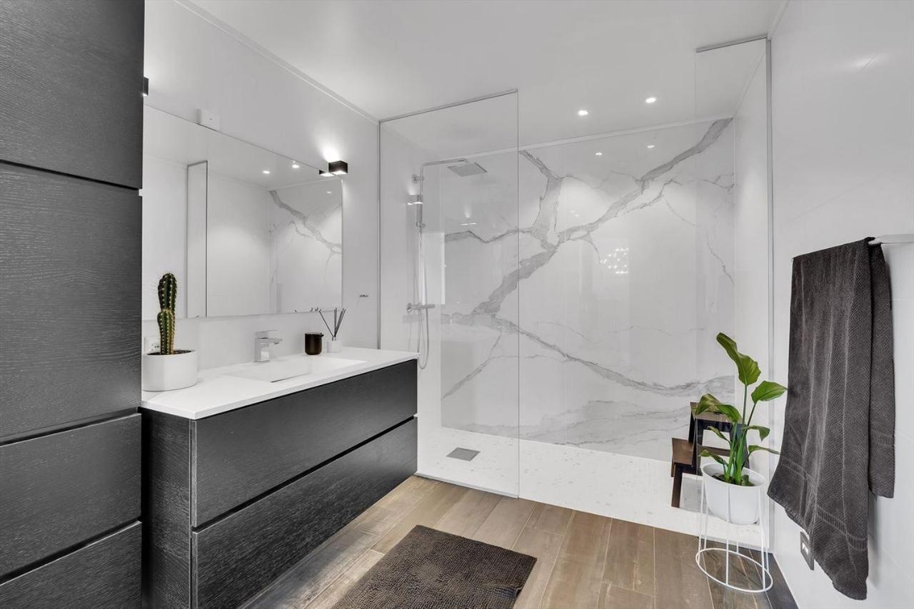 Kais Sauna, Jacuzzi, Cinema And Balcony House! Central Location Тромсьо Екстериор снимка